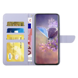 BookCover Hoes Etui voor iPhone 7 - 8 - iPhone SE    Paars -   Vlinder Relief