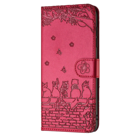 BookCover Hoes Etui voor Apple iPhone 16e  -  Rood  - Katten op muurtje - Reliëf