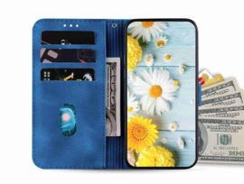 BoekCover Etui Hoes voor Samsung Galaxy S26  -  Blauw   -  Lelie  - Reliëf