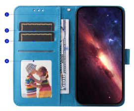 PU BoekCover Hoes Etui voor Apple iPhone 17 -   Turquoise  -  Bloem-Motief in Reliëf