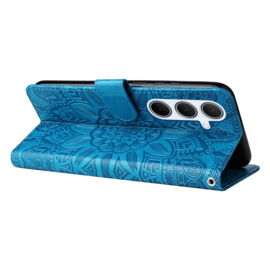 PU BoekCover Hoes Etui voor Samsung Galaxy A36 - A56   Turquoise  -  Bloem-Motief in Reliëf