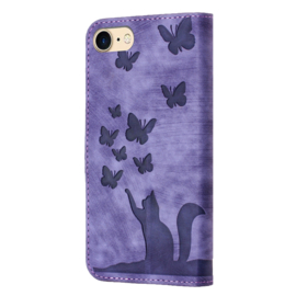 BookCover Etui Hoes voor iPhone SE - iPhone 7 - iPhone 8   -  Paars - Vlinders en Kat - Reliëf
