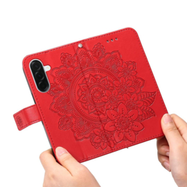 PU BoekCover Hoes Etui voor Samsung Galaxy A37 - A36 - A56   Rood   -  Bloem-Motief in Reliëf - V1