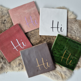 Tegeltje | hi