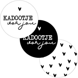 Sticker | kadootje voor jou (per 12)