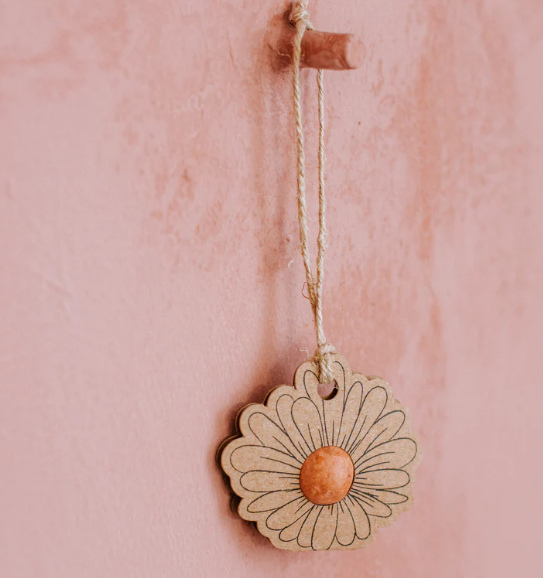 Kaart "Lieve juf" met bloemhanger en bloembommetje