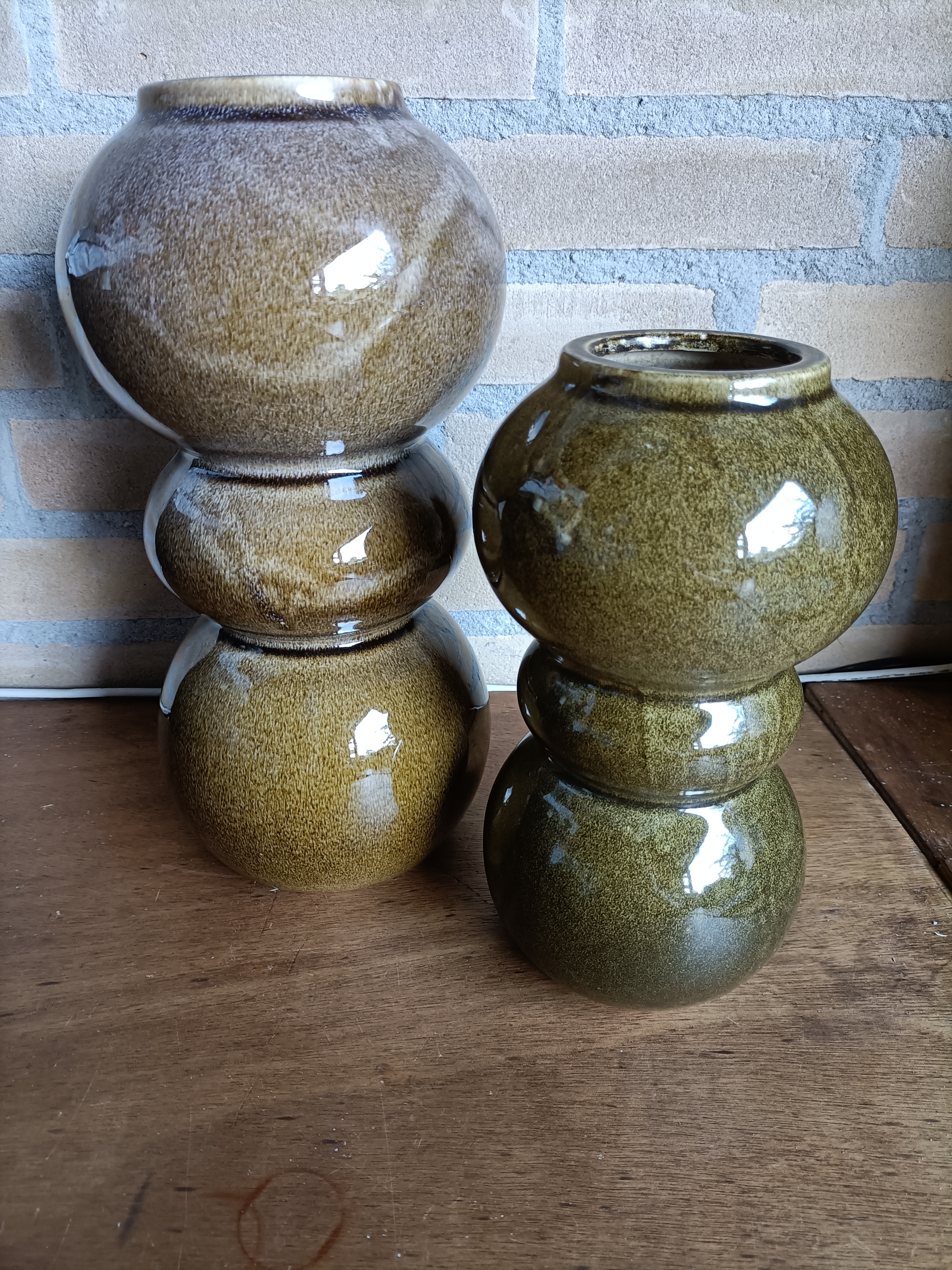Wj13 (42.)  Bollen vaas groen, klein