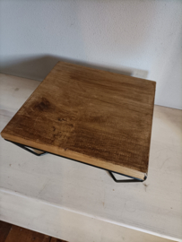 Bon149 (.) Tafeltje laag