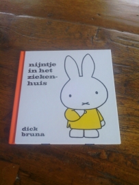 B03 Nijntje in het ziekenhuis, dick bruna