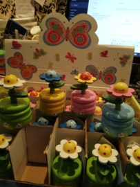 Bon374 (71.) Tandendoosje bloem (divers) hout