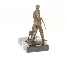 Bronzen Beeld Jager Met Hond