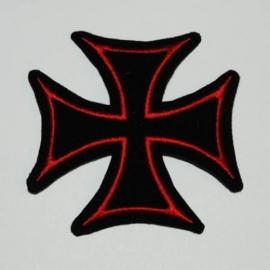 Embleem stof maltezer kruis (rood-klein)