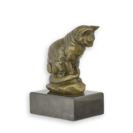 Bronzen Beeld Kat Die Neerkijkt