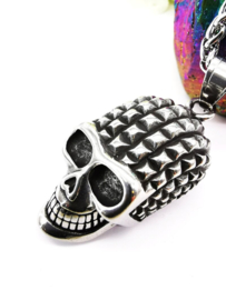Edelstalen Skull Hanger Puntig Design + Ketting