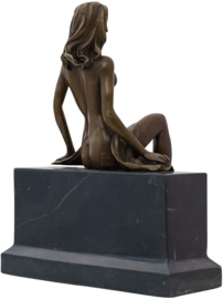 Bronzen Beeld "Semi Nude Female"