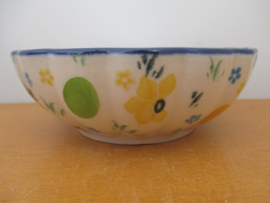 Bunzlau Schaaltje met geribbelde rand 023-3348