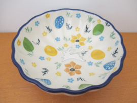 Bunzlau Schaaltje met geribbelde rand 023-3348
