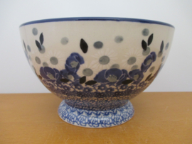 Bunzlau Bowl on foot 206-2662