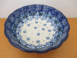 Bunzlau Schaaltje met geribbelde rand 023-1835
