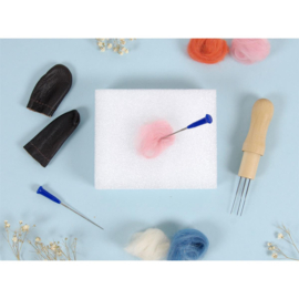 DMC U2366 Naaldvilt accessoires set