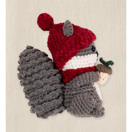 DMC CR136K Amigurumi kit Eekhoorn