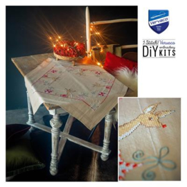TAFELKLEED KIT RENDIEREN IN KERSTSFEER