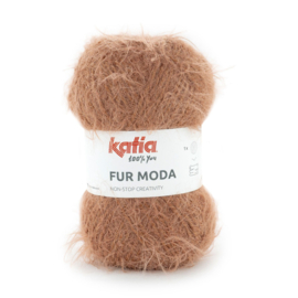 Fur Moda 104 - Make-up