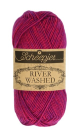 Scheepjes River Washed 942 Steenbras