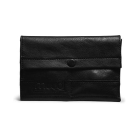 MUUD Hala. Handgemaakt leren haaketuit 17x28cm - kleur black