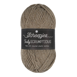 Scheepjes Truly Scrumptious   333 Poppy Seed Blondie