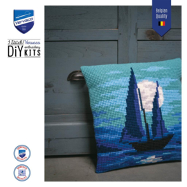 KRUISSTEEKKUSSEN KIT ZEILBOOT IN BLAUW MAANLICHT