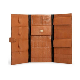 MUUD Lucy. Handgemaakt leren etui voor breinaalden 30xO43xC15cm - kleur WHISKYMUUD Lucy. Handgemaakt leren etui voor breinaalden 30xO43xC15cm - kleur WHISKY
