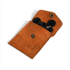 MUUD Bergen. Handgemaakt leren etuit voor handwerkaccessoires 9.5x8cm - kleur WHISKY