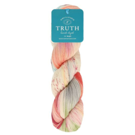 Simy's Truth DK 1x100g - 52 Beauty is only skin deep