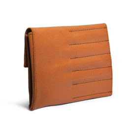 MUUD Hala. Handgemaakt leren haaketuit 17x28cm - kleur WHISKY