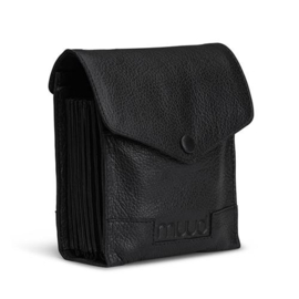 MUUD Betina. Handgemaakt leren etuit voor verwisselbare breinaalden 17x13xO23cm - kleur black