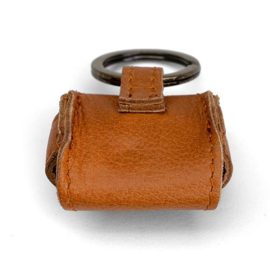 MUUD Malmö. Handgemaakt leren etui voor meetlint 3x4x2.3cm - kleur WHISKY