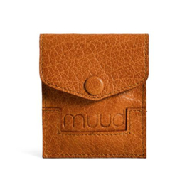 MUUD Bergen. Handgemaakt leren etuit voor handwerkaccessoires 9.5x8cm - kleur WHISKY