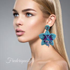 Couture oorbellen blue orchid