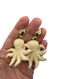 Octopussy resin