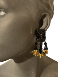 Couture black gold