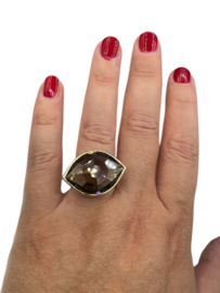 Ring kristal bruin
