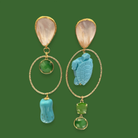 Mismatched one of a kind oorbellen