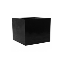 Vierkante stonelook plantenbak `Michigan` Afmeting: L70 x B70 x H62 | Kleur: Black Stonelook