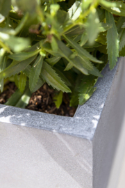 Vierkante stonelook plantenbak `Michigan` Afmeting: L140 x B140 x H82 | Kleur: Grey Stonelook