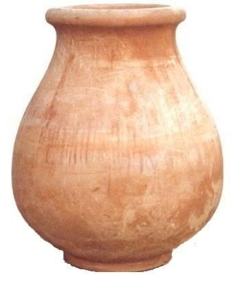 Terracotta potten de wintermaanden | grote plantenbak
