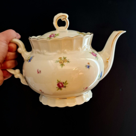 Vintage Theepot met Bloemetjes