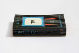 ZB0481/482/1 - Meerdere schrijvers - Bij de T.V.