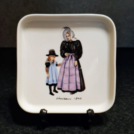Gebaksbord - Villeroy & Boch Burgherdragt - Huizen 1940 - Blauw Logo