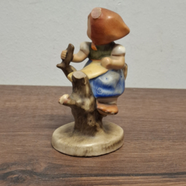 Goebel M.I. Hummel "Apple Tree Girl" beeldje